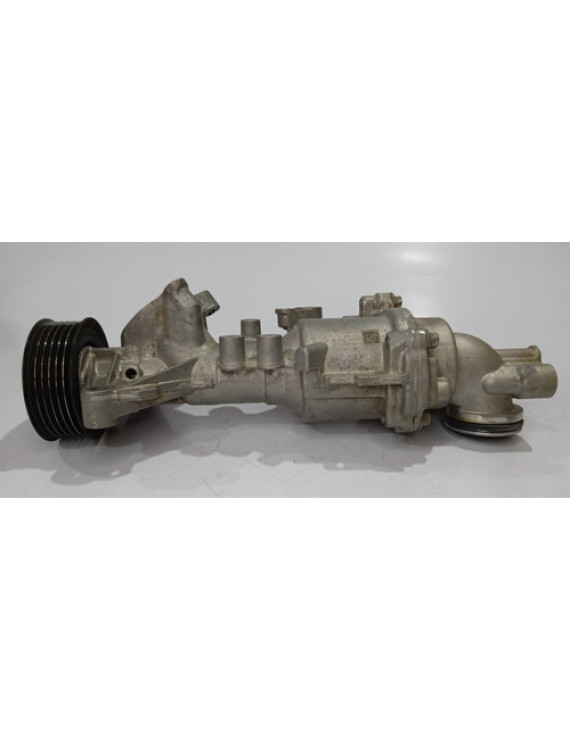 Bomba De Agua Mercedes C300 2.0 2015 2016 2017 2018