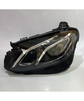 Farol Esquerdo Mercedes E300 2020 Completo / Detalhe