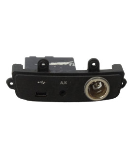 Entrada Auxiliar Usb Ssangyong Korando 2010 2011 2012