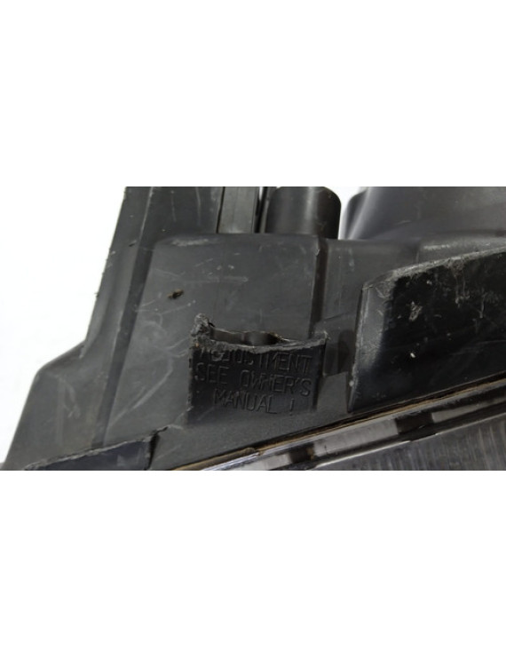 Farol Esquerdo Golf 1999 - 2006 / Detalhe