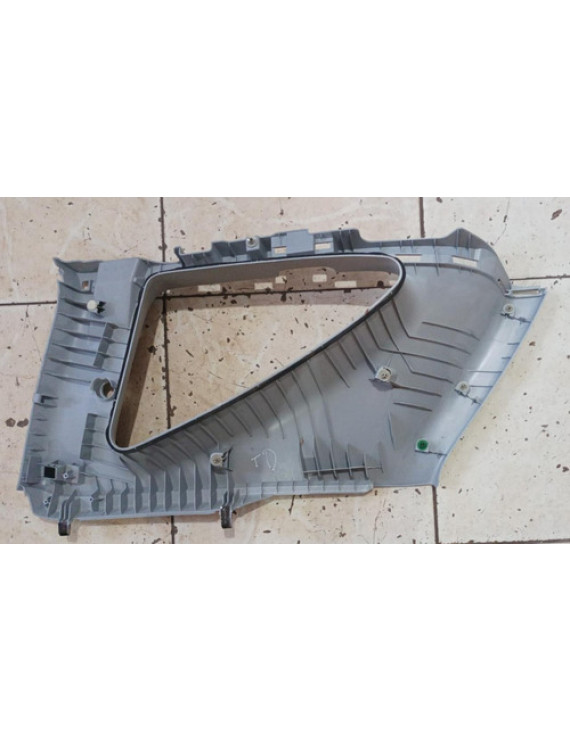 Acabamento Vidro Fixo Traseiro Direito Honda Crv 2010