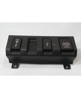 Moldura Entrada Usb Tomada 12v Hrv 2016 - 2021