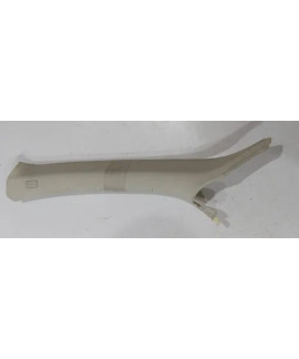 Moldura Esquerda Parabrisa Audi A4 2013 2014 2015 Moldura Esquerda Parabrisa Audi A4 2013 2014 2015
