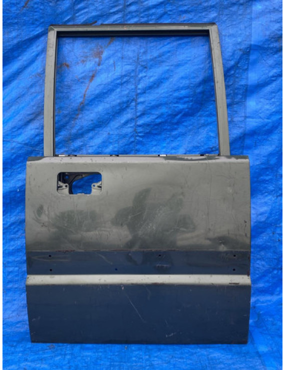 Porta Traseira Direita Mitsubishi L200 Gls 1998-2002 Detalhe