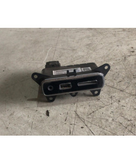 Porta Usb Auxiliar Jeep Cherokee 2014 