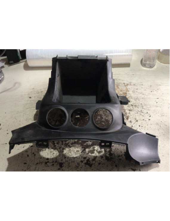 Moldura Painel Central Outlander 2007 - 2012 / 8002a036zz