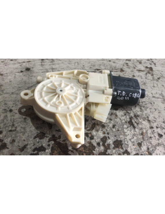 Motor Vidro Traseiro Direito Mercedes C180 C200 2009 - 2012