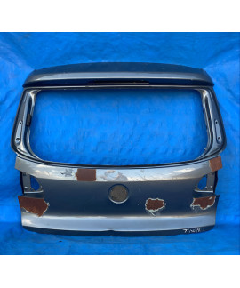 Tampa Traseira Tiguan 2009 A 2016  / Detalhe Azul