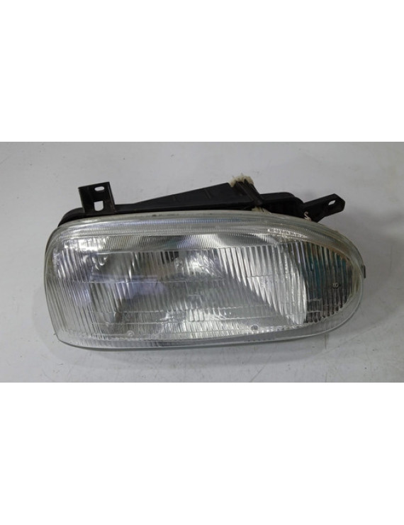 Farol Direito Golf 1995 1996 1997 1998 Direito/passageiro