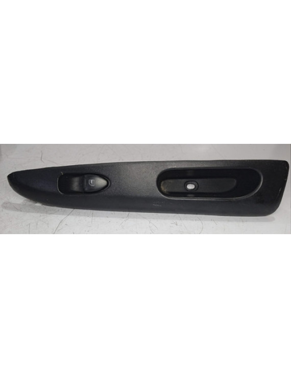 Botão De Vidro Traseiro Direito Chery Qq 2011 - 2015