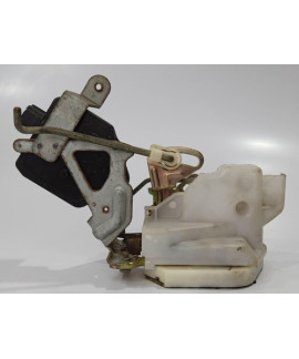 Fechadura Traseira Esquerda Tr4 2007 - 2015