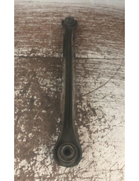 Balança Superior Trás Esquerda Peugeot 607 2001