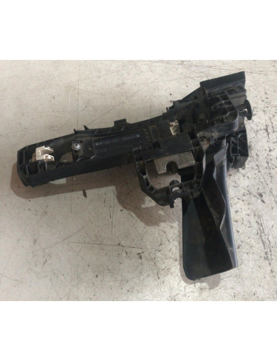 Suporte Maçaneta Dianteira Esquerda Mercedes C200 2008