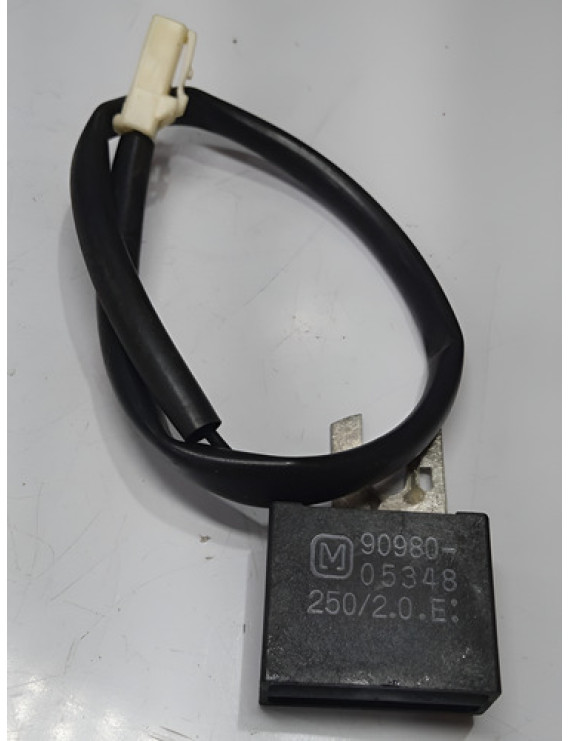 Amplificador Antena Toyota Rav4 2000 - 2005 / 9098005348 Preto