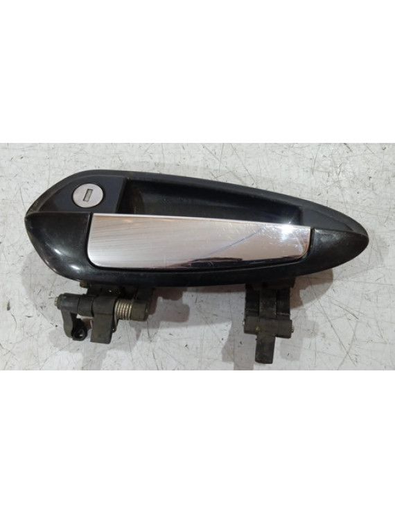 Maçaneta Externa Dianteira Esquerda Fiat Linea 2008 - 2016 Dianteira