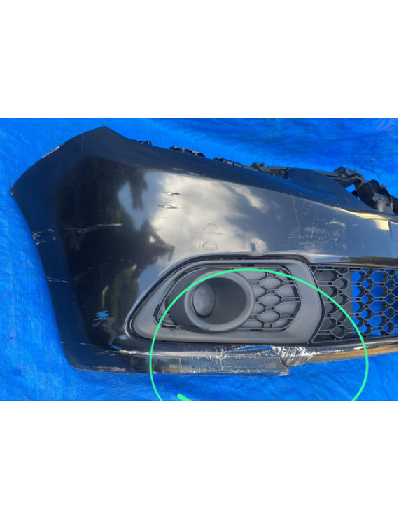 Parachoque Dianteiro Sandero 2014 15 16 17 2018 / Detalhe
