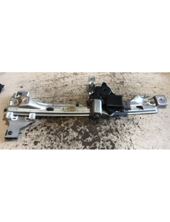 Máquina Vidro Traseira Esquerda Peugeot 3008 2011 - 2015