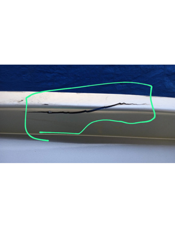 Aplique Tampa Traseira Aircross 2011 - 2017  Detalhe