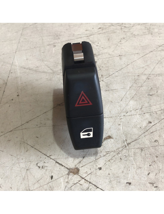 Botão Pisca Alerta + Trava Elétrica Bmw X1 2014  Preto