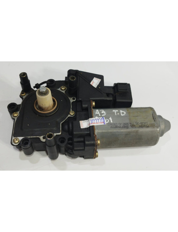 Motor Do Vidro Traseiro Direito Audi A8 1999 2000 2001 