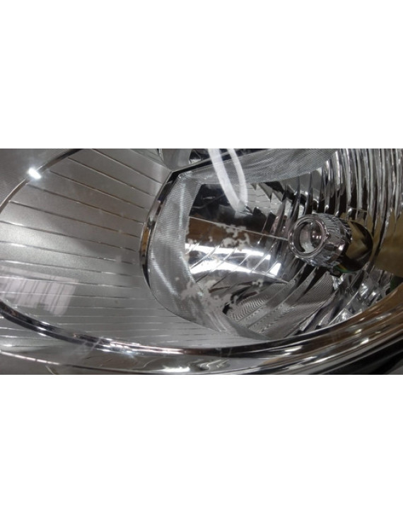 Farol Esquerdo Hyundai Ix35 2010 11 2012 13 14 2015 Detalhe