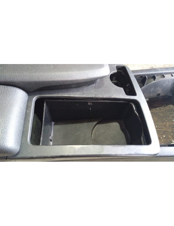 Console Central Mercedes C180 2010 (sem Esteira)