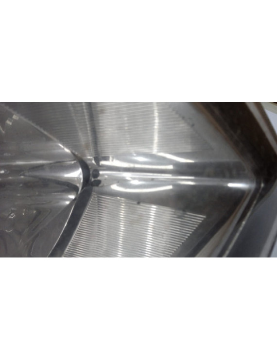 Farol Dianteiro Direito Kia Soul 2009 - 2012 / Avarias