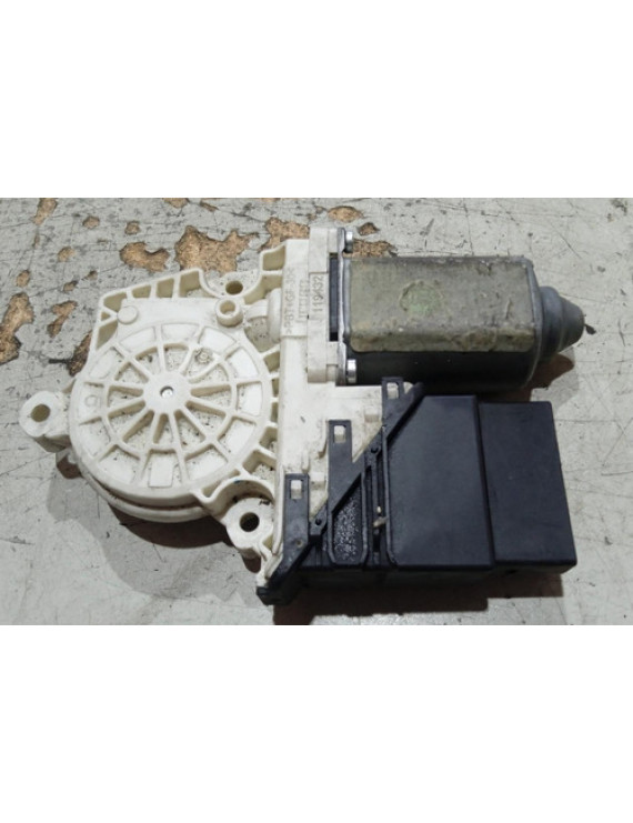 Motor Do Vidro Dianteiro Esquerdo Jetta 2004 / Compare