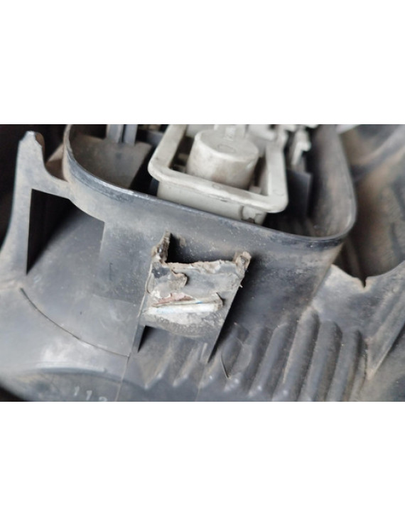 Lanterna Esquerda Renault Master 2008 2009 2010 2011 2012