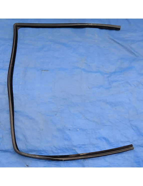 Borracha Vidro Dianteira Esquerda Freelander 2 2008 - 2014 Preto
