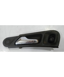 Maçaneta Interna Traseira Esquerda Mercedes C180 2000 - 2007