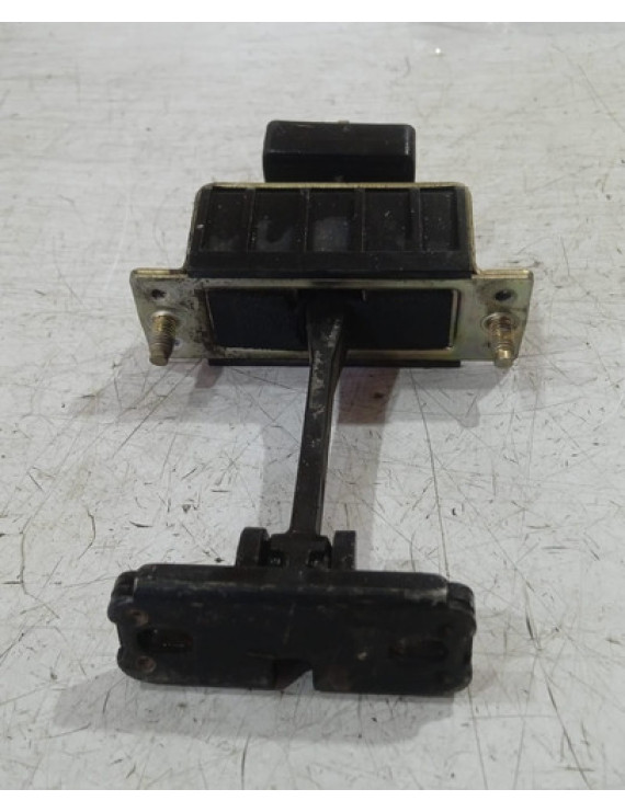 Limitador Porta Traseira Direita Mercedes C200 2001 - 2005 
