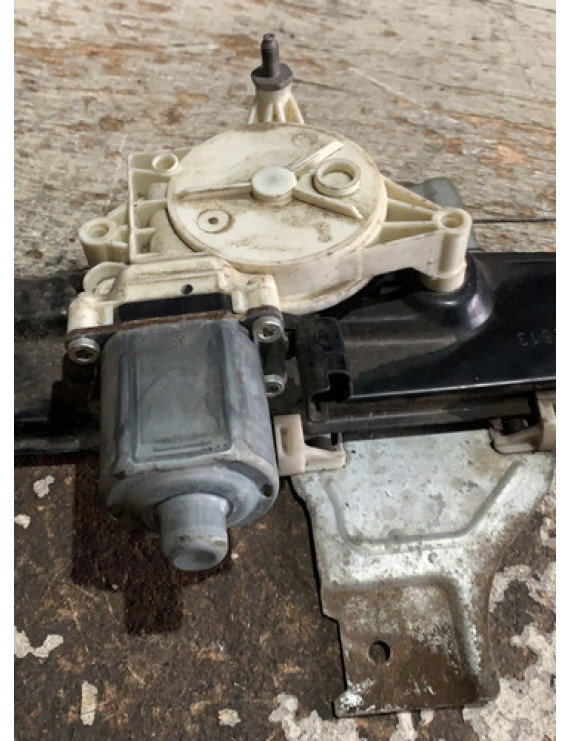 Máquina Vidro Traseira Esquerda Peugeot 208 2008 2015 - 2019