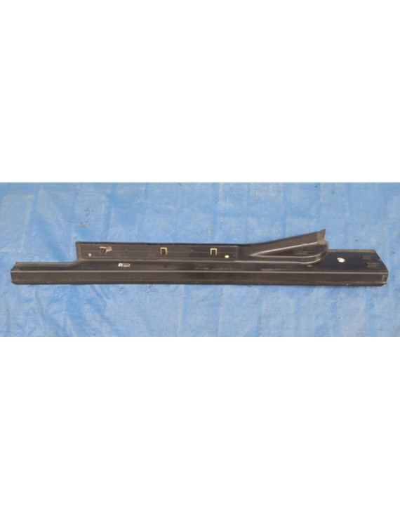 Soleira Porta Dianteira Direita Mercedes C180 2001 - 2007