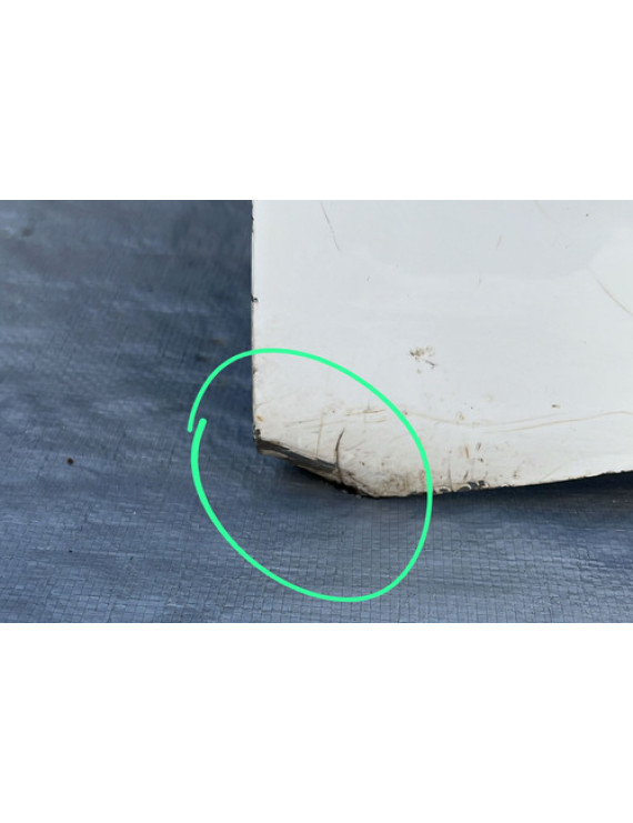 Capô Sandero 2007 2008 2009 10 2011 2012 2013 2014 / Detalhe