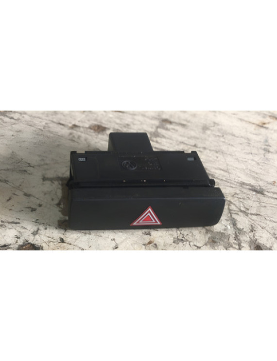 Botao Pisca Alerta Passat B7 2011 - 2015 Preto