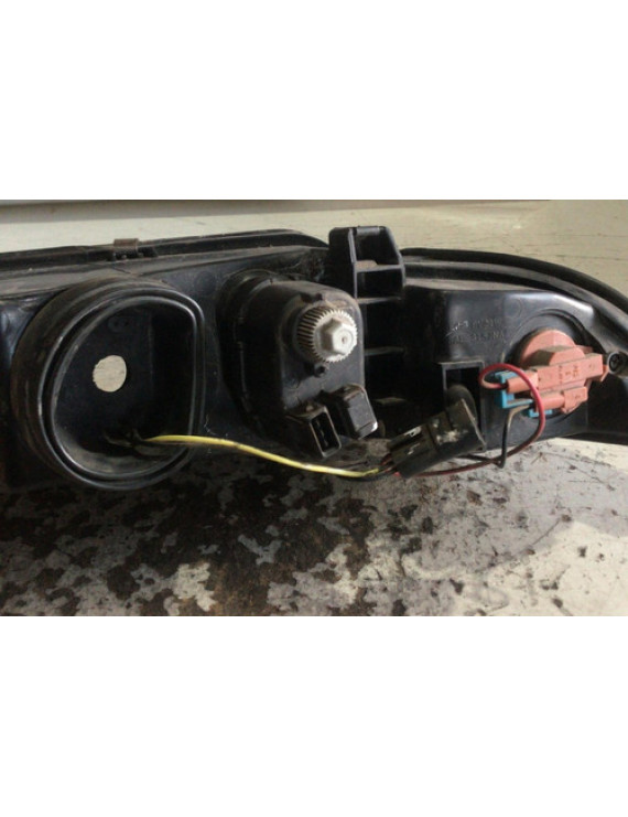 Farol Direito Chrysler Stratus 1995