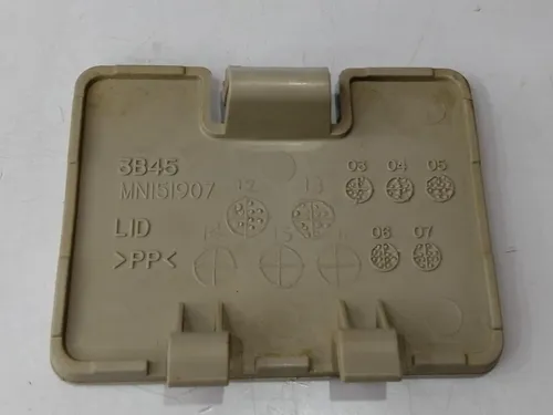 Tampa De Parafuso Porta Malas Pajero Full 2008 - 2014