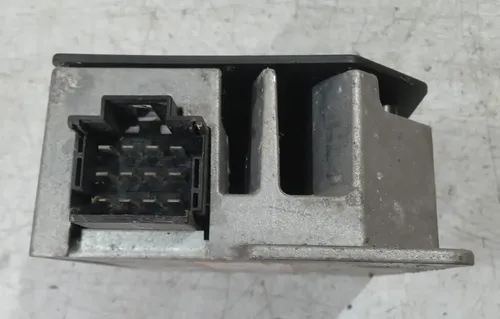 Módulo Som Mercedes E350 2010 2011 2012 / A2118705189    Preto
