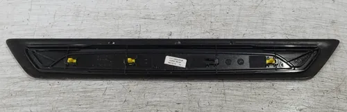 Soleira Porta Traseira Esquerda Bmw M135 2015 Preto