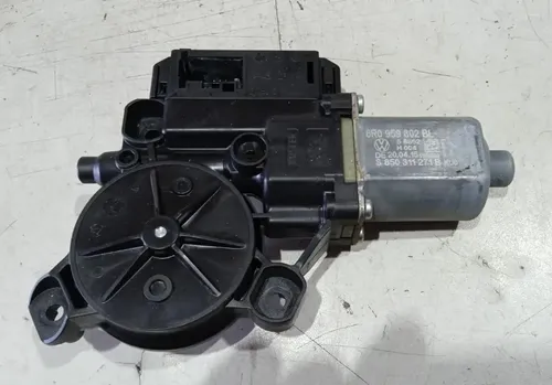 Motor Vidro Dianteiro Direito Fusca 2016 Motor Vidro Dianteiro Direito Fusca 2016