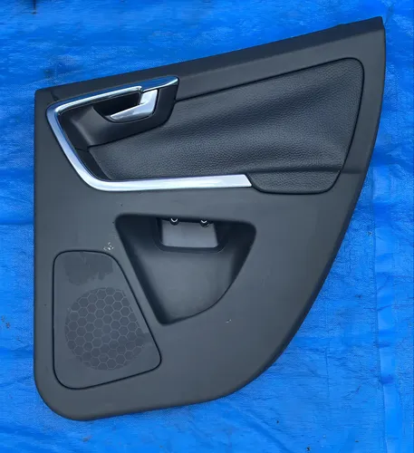 Forro Porta Traseira Direita Volvo Xc60 2010 A 2017