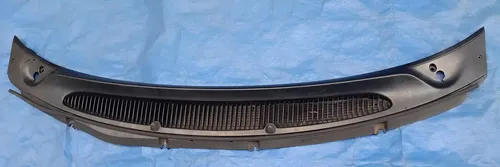 Grade Churrasqueira Grand Caravan 2003 - 2007 Detalhe Preto Fosco