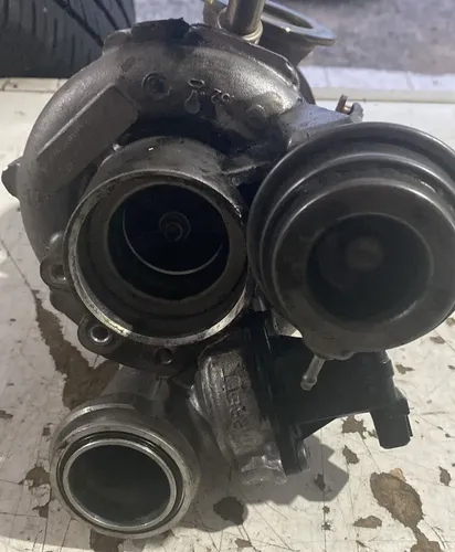 Turbina Lado Esquerdo Bmw 550i 4.4 V8 2010