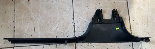 Soleira Porta Lado Direito Peugeot 3008 2019