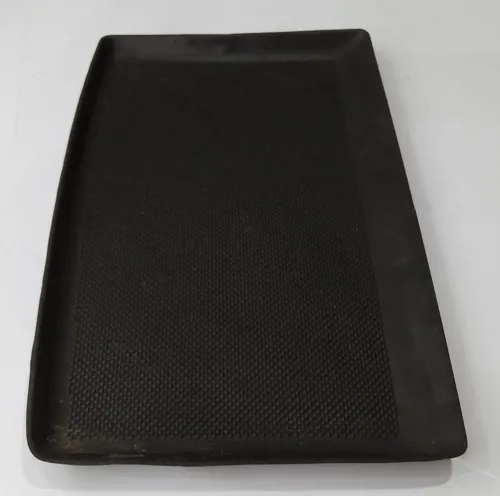 Tapete Borracha Porta Treco Dianteiro Polo 2003 - 2011 Preto
