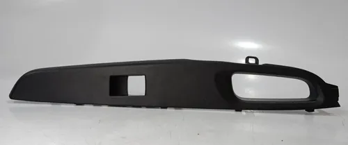 Moldura Botão Vidro Traseiro Esquerdo Toyota Yaris 2019 2020