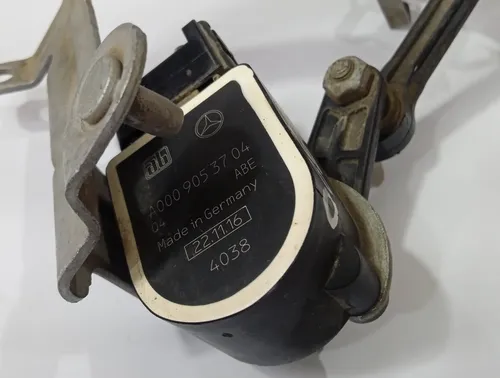 Sensor Nível Altura Traseiro Mercedes C300 2018 A0009053704