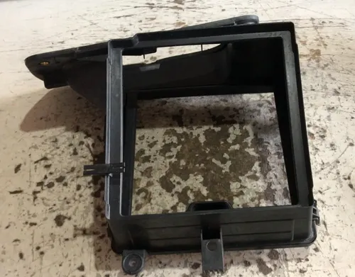 Moldura Filtro Ar Bmw X3 2.0 2015 / 9184009