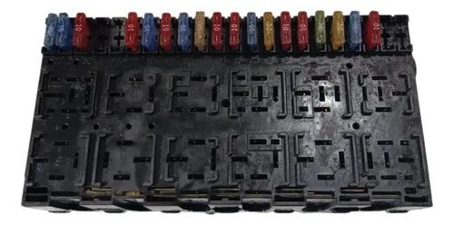 Caixa Fusíveis Golf 1.8 1998 / 357937039